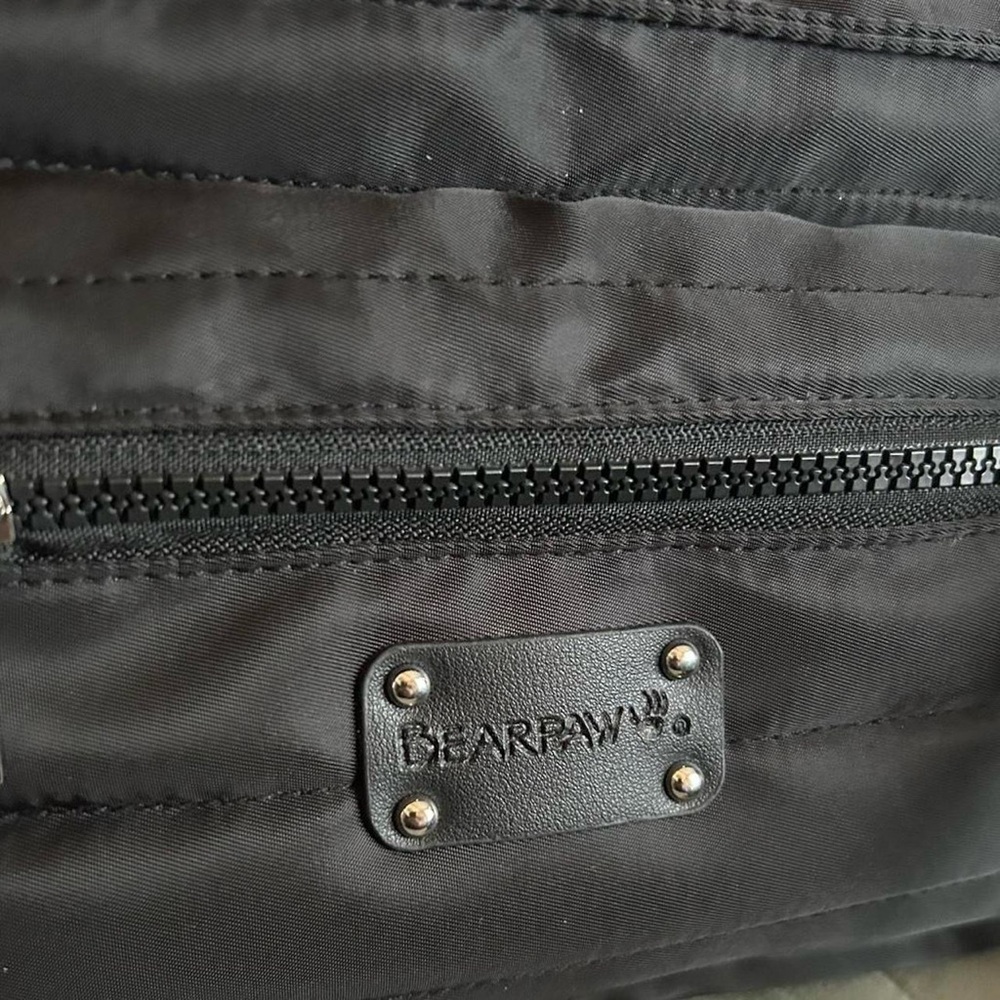 Bearpaw puffer black crossbody bag - Picture 3 of 11